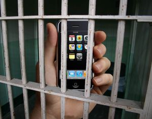 телефон у в'язниці