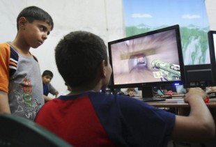 Діти за комп'ютером