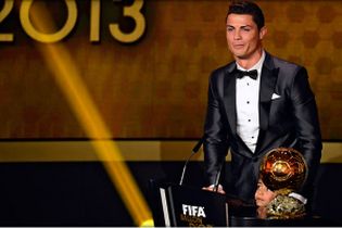 Кріштіану Роналду золотий м'яч ФІФА