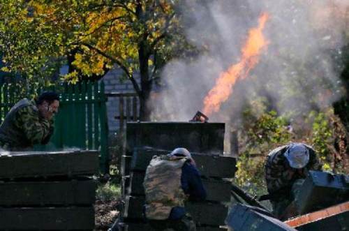 Терористи обстрілювали Кримське у той час, коли пенсіонери отримували у сільраді пенсії та допомогу