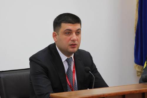 Гройсман назвав останні події у Вінниці чистою провокацією