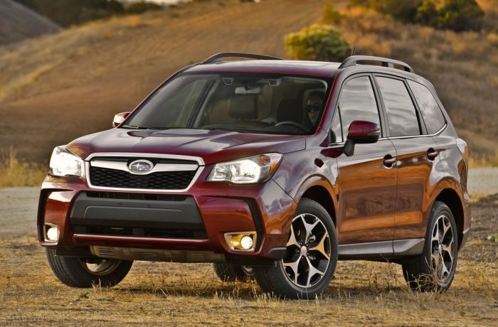 Subaru представила оновлений позашляховик Forester 2015