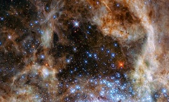 зоряне скупчення R136