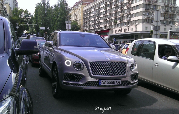 Bentley Bentayga в Києві