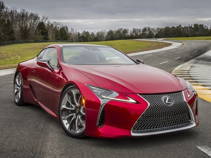 Lexus озвучив деталі про надпотужний спорт-купе LC 500