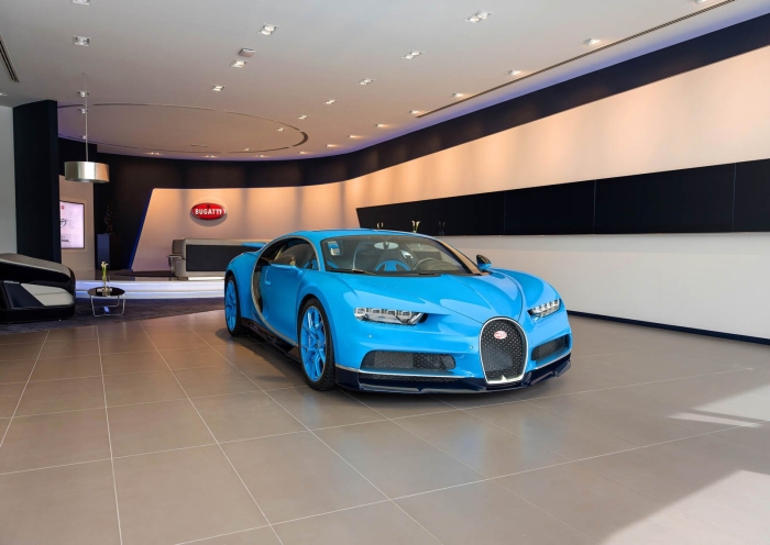 Bugatti салон в Дубаї