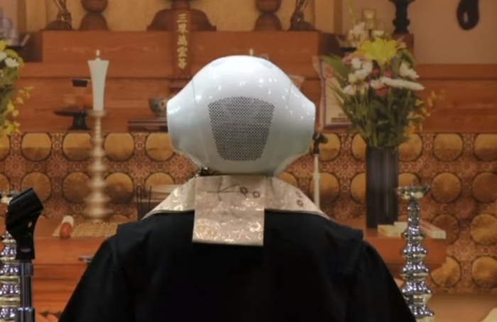 робот-священник