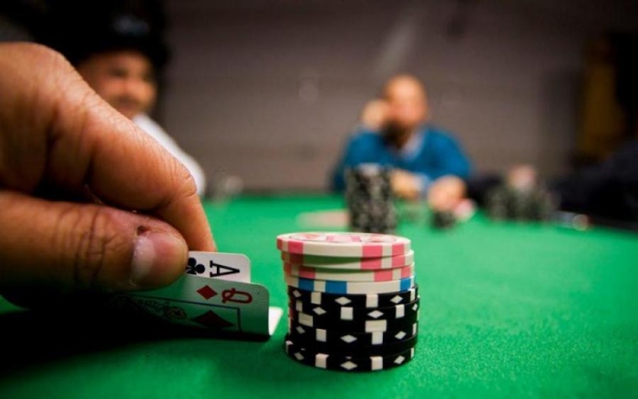 ризикувати в покер