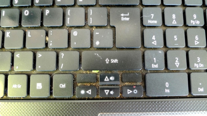 брудна клавіатура