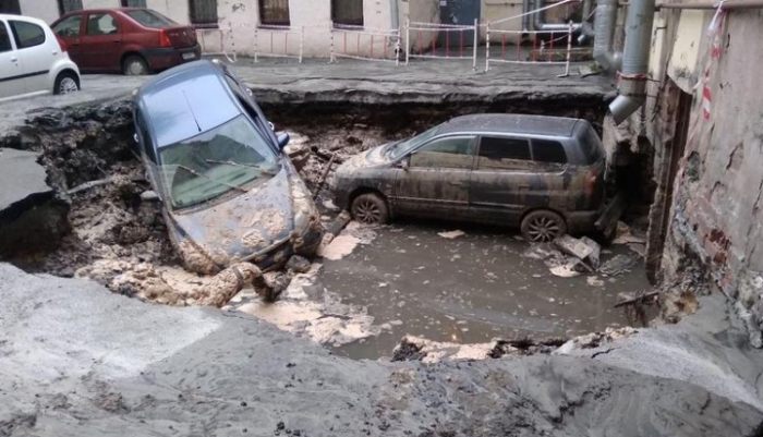 У кафе Санкт-Петербурга заживо зварилися відвідувачі (відео)