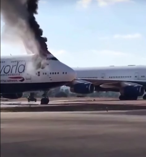 В Іспанії пасажирський Boeing загорівся в аеропорту: відео