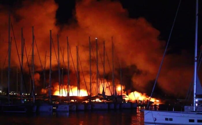 згоріли яхти хорватія