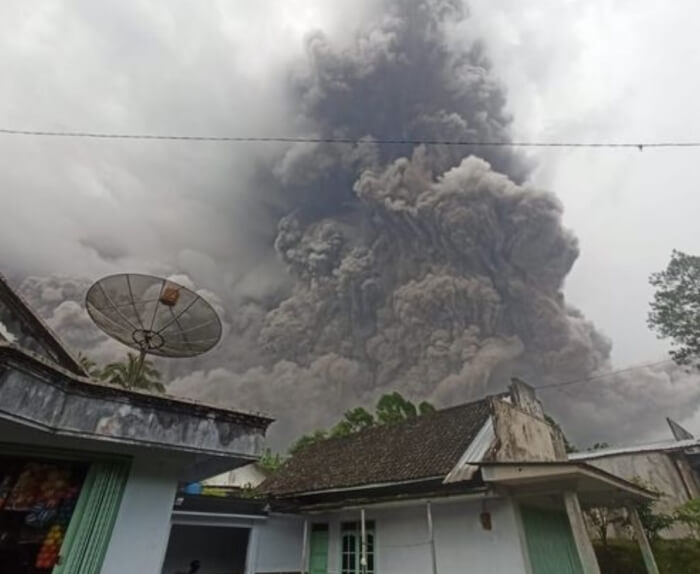 виверження вулкана Семеру