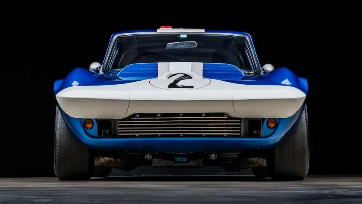 Chevrolet Corvette Grand Sport 1963 року продано за рекордну суму 18,7 мільйона доларів