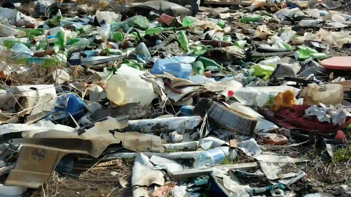 сміття пластикові відходи
